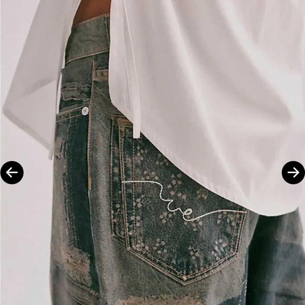 Free People We The Free Illusions Printed Relaxed Jeans Indigo Combo Size 27 NWT - Picture 4 of 11